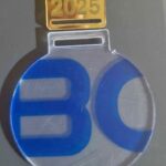 100 medallas 100 dijes 
medallas de 6.5cm